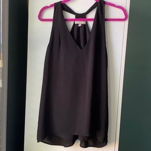 Banana Republic v neck sleeveless blouse